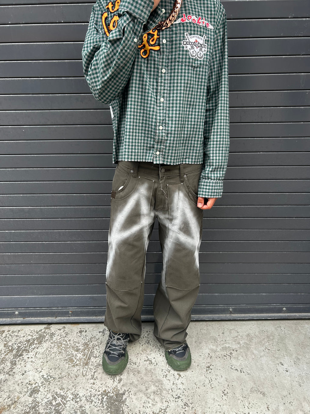 Double-knee Graphitti Carpenters